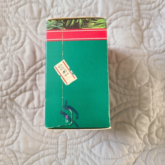 HALLMARK KEEPSAKE 1990 FROSTY FRIENDS 11TH IN SERIES CHRISTMAS ORNAMENT - Picture 3 of 14